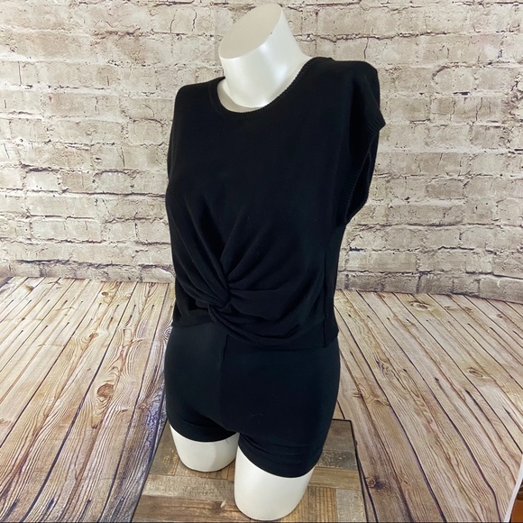 Black short sleeve tie front top size small - Picture 8 of 11